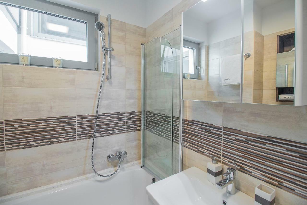 Caisa- Luxury 20 M From The Sea Apartment